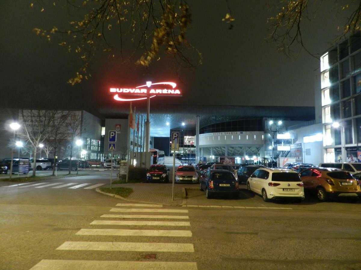 Romanticky Apartman U Veze Zelezna Panna Ceske Budejovice Exterior photo